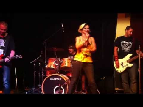 21 Hodin - 21 hodin - Protiproud (Na Slamníku 11.11.2015)