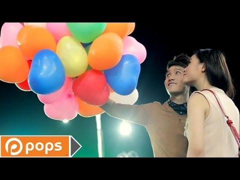 Thể hiện bởi Chấn Hào