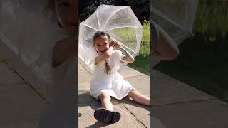 Видеообзор Детский зонт-трость прозрачный Fulton Funbrella-2 C603 Silver (Серебряный)