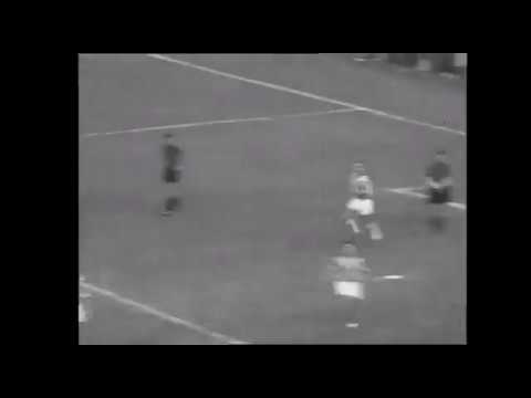 Omar Sivori (Juventus) - 13/09/1959 - Internazionale 1x4 Juventus - 1 gol