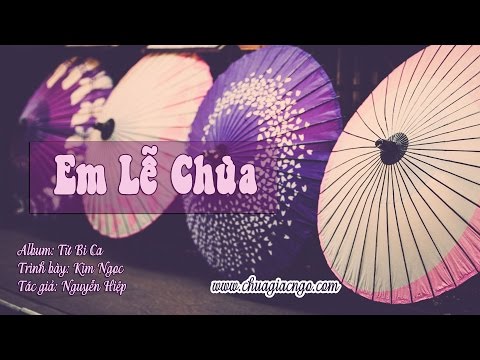 Em lễ chùa