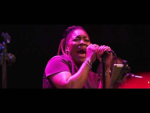 At Last - The Mockingbirds (Parties, Weddings & Event Band)