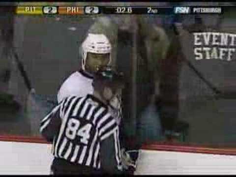 Laraque hits Downie Jan 24, 2008