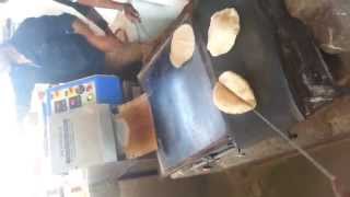 preview picture of video 'R-SMITH compact automatic chapati making machine rajkot'