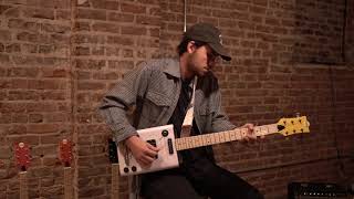 Video thumbnail for Bohemian Guitars Honey Oil Can Guitar - 1x Humbucker 1x Single by Bohemian Guitars