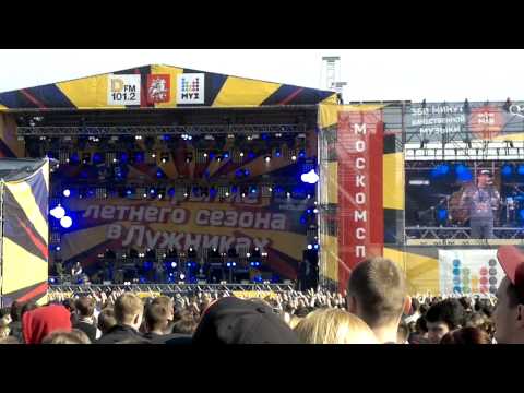 4аян famaly - Мама. Лужники концерт (1.05.13)