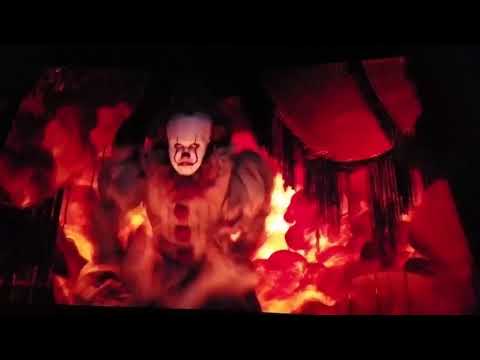 PENNYWISE DANCES TRI POLOSKI