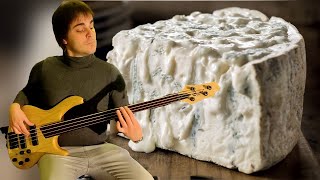 Video thumbnail for Nel morbido e filante mondo del Basso Fretless: storia, suono e considerazioni (Cort B4FL) by Andy Cale
