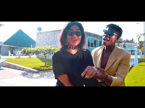 SERGINHO LA VOIX D'OR Akeshy ( clip officiel) by Matador le Tezeur Director