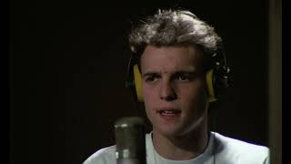 Hombres G: Dejad Que Las Niñas Se Acerquen A Mi en &#39;¡Sufre, mamón!&#39; (1987)