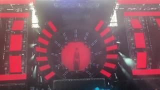 hold up wait a minute / zhu @ultrajapan2016