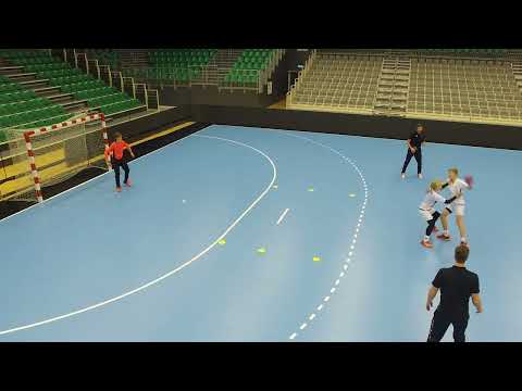 Stine´s challenge in the middle, Handball exercise, Defence, Learn Handball (English)