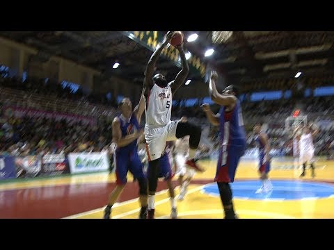 Delroy James two handed stuff! | PBA Commissioner’s Cup 2019
