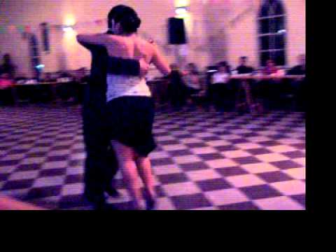 Bajo un cielo de estrellas. Francisco Lomuto y su orquesta tipica.