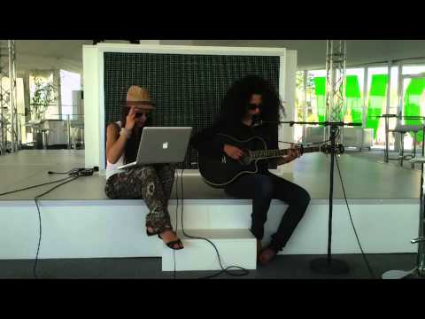 Dacia Bridges & Beat Kat