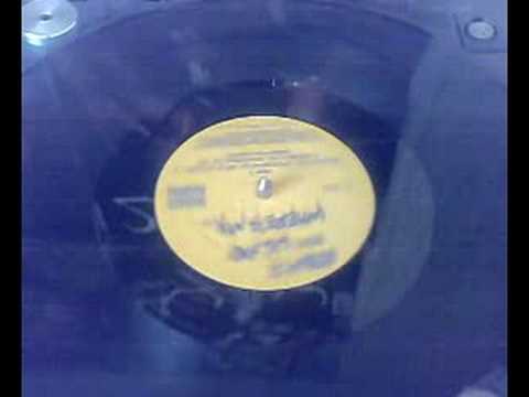 ADAM F  featuring lil mo & maxwell d - where my