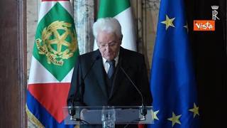 Mattarella consegna Stelle Lavoro: Evitare che in futuro questa cerimonia premi umanoide più...
