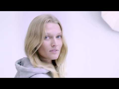 Same Same Not Different - EQL by Toni and Niklas Garrn for Closed