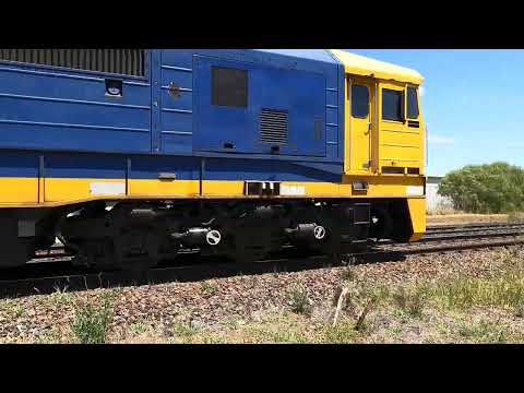 8176 & 8151 LE Parkes NSW.  Thu 19th Jan 2023