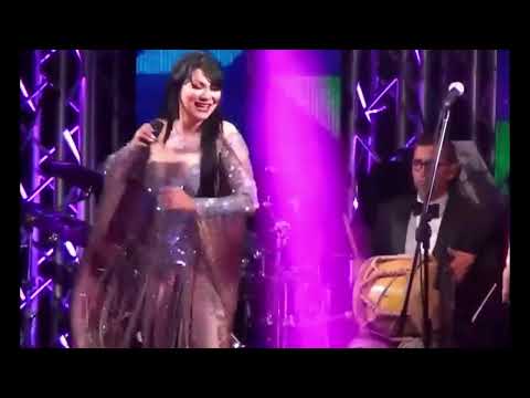 Soy tu sombra - Karolina