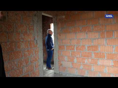 El Gobernador acompañó a diez familias de Naschel a conocer sus futuras casas