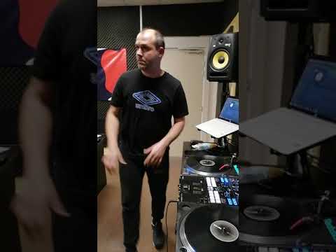 Dj Twiddle / DJ Madpressure scratch session dans Hip Hop Connexion sur Radio RBS.