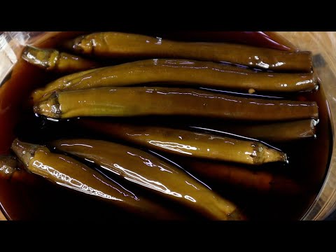 장물 뜨거울 때 부어주세요. 더 아삭한 대박집 고추장아찌 비법입니다