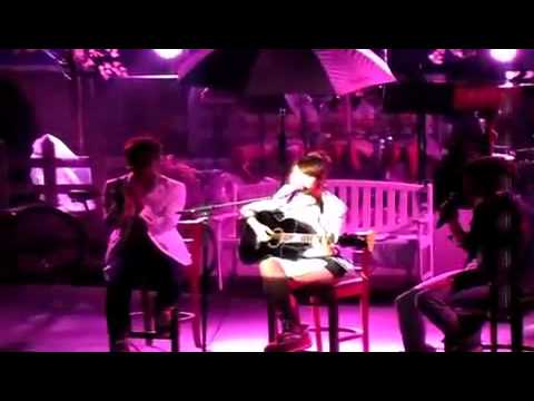 [Fancam] 100522 IU - Love Songs Medley at Lovely Picnic Concert