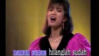 Download lagu Betharia Sonata - Hati Yang Luka mp3