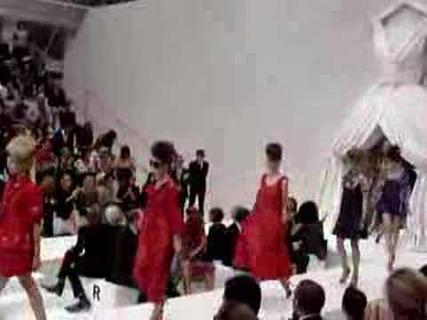 Moschino fashion show Spring-Summer 2008