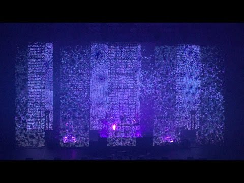 Jean Michel Jarre (Fuck Buttons) - Immortals (HD) Live in Oslo Spektrum,Norway 28.10.2016