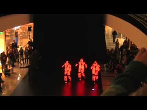 Amazing Light Show Dance Flashmob in Mall