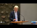 Wilders (PVV) is WOEST om GRUWELDADEN van ASIELZOEKERS: "Mensen VREZEN voor hun leven!"