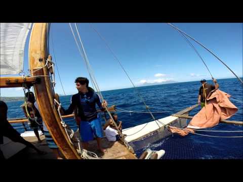 Sam Faafaite Pirogue Traditionnelle - Moorea Maori Tours