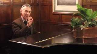 Andrew Plays Noel Coward