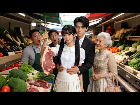 灰姑娘菜市場幫老奶奶搶來半扇豬肉，誰料竟被送個總裁當老公，本以為只是冷冰冰的契約夫妻，誰料婚後總裁一步步淪陷，把她捧在手心嬌寵 #灰姑娘霸總 #瑪麗蘇 #甜寵 #戰總，您的小嬌妻來了