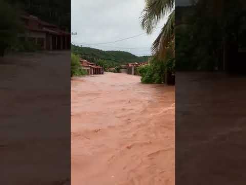 muita água em são Roberto Maranhão