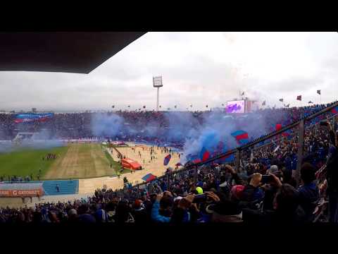 "Recibimiento Los de Abajo / U DE CHILE (1) vs (0) Uc" Barra: Los de Abajo • Club: Universidad de Chile - La U