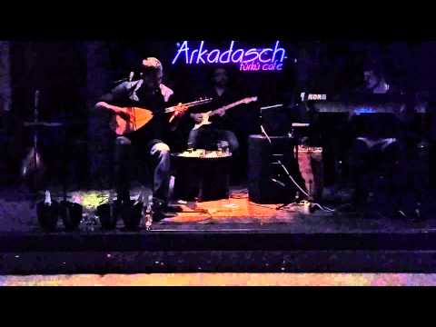 GÜRKAN CAPKAN - Varsin Sensiz Gecen Yil Olmaz Olsun - Bir Seher Vaktinde Indim Baglara