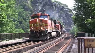 preview picture of video 'BNSF 5459 at Harpers Ferry (23JUL2014)'