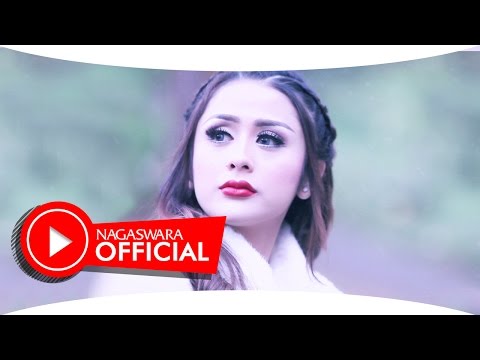 Selvi Kitty - Takut Kamu Hilang (Official Music Video NAGASWARA) #music