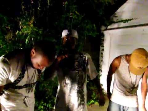Medley: Send It On / Dat Me A Beat