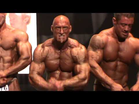 NABBA Universe 2009 - Men Tall Posedown