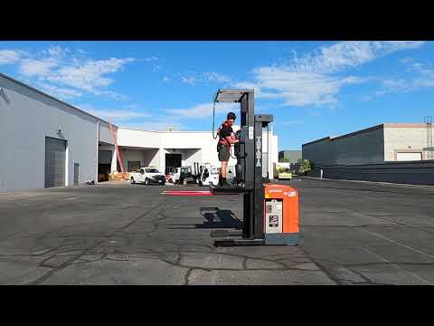 TOYOTA 7-Series 7BPUE15 3,000lb Electric #3518 - Order Picker for Sale