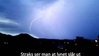 preview picture of video 'Lyn og torden i Bodø 30.07.2010 / Lightning and thunder in Bodø'