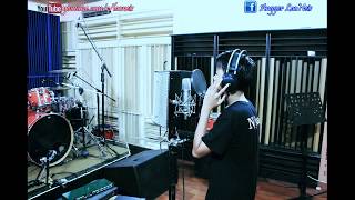 Download lagu Tetes Air Mata   LaoNeis video lirik mp3