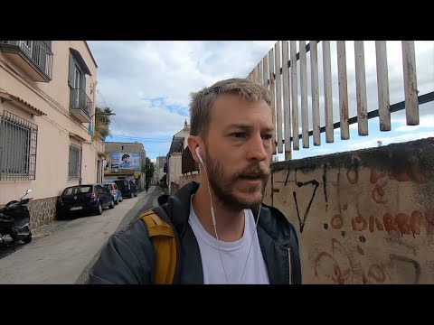 Inside Italy’s Most Chaotic City 🇮🇹