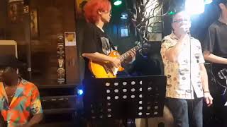 Vietnam Blues Experience Honky tonk woman (Albert King )