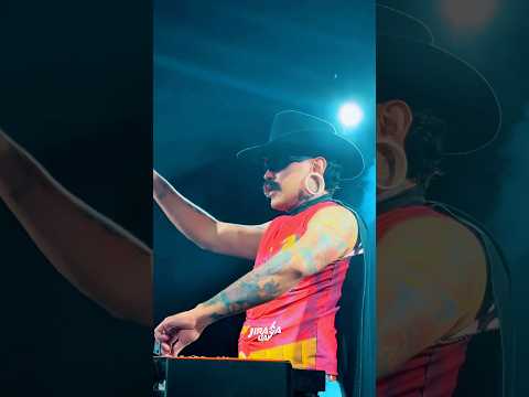 Santo Antônio do Paraíso viveu uma noite inesquecível! 🤠🔥 Confere como foi o show, Jonnys!
