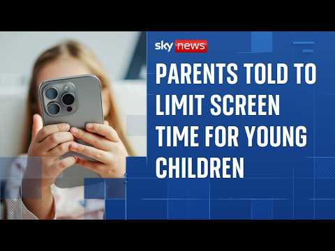 Under-fives should be limited to one hour of screen time a day, government tells parents
